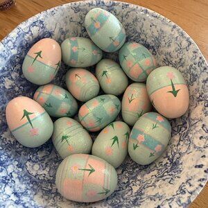 Total of 15 Vintage Handpainted Wooden Easter Eggs